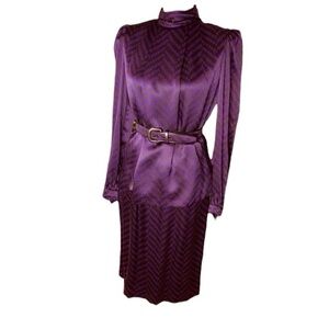 Carolina Herrera 100% Silk Matching set Skirt, Jacket Belt Plum/Midnight